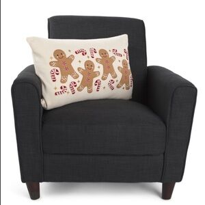 NOVOGRATZ 16x24 Gingerbread Men And Candy Canes Decorative Pillow